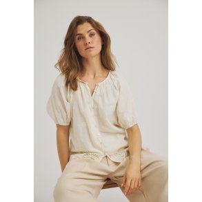 Luxzuz // One Two - Vira shirt - Off White